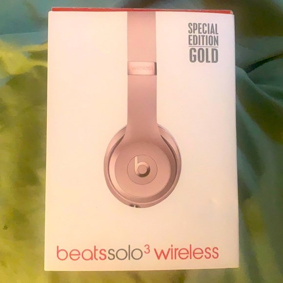 Beats Solo3 ワイヤレス スペシャルエディション ゴールド 【公式通販】